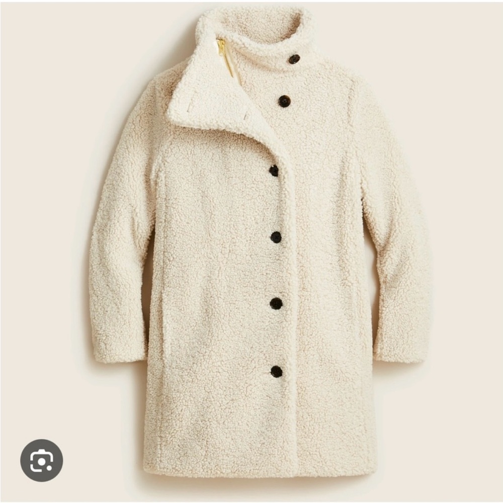 J Crew villa sherpa coat! Size 8 petite - Picture 3 of 12